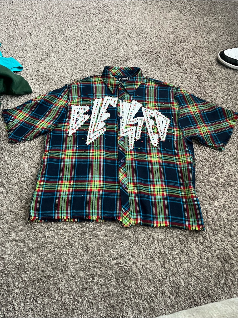 Kreme Multicolor Plaid Short-Sleeve Button-Down Shirt with Studded Graphic